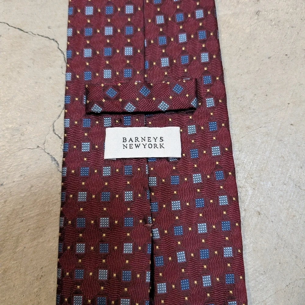 Barneys New York Red Geometric Tie 60.5